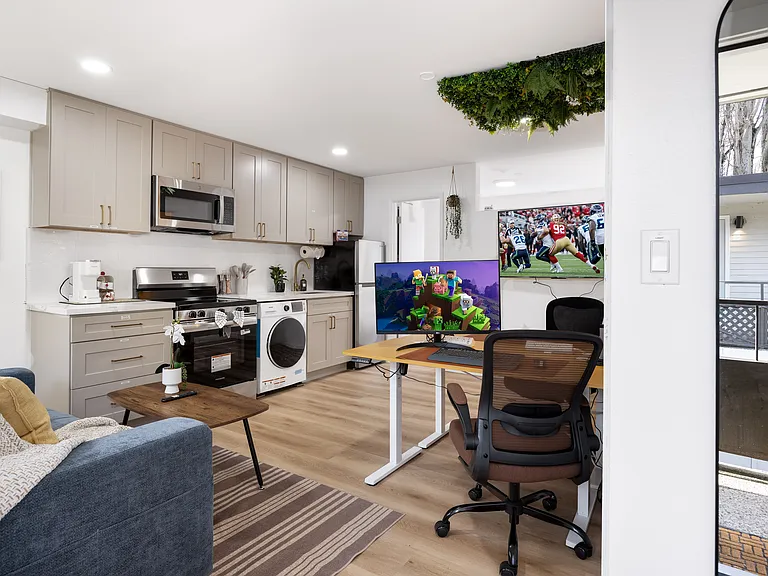 15 Dravus St #3 — Photo 25
