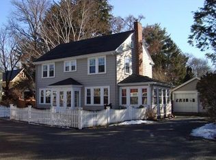 2 Chesterlee Ln, Swampscott, MA 01907