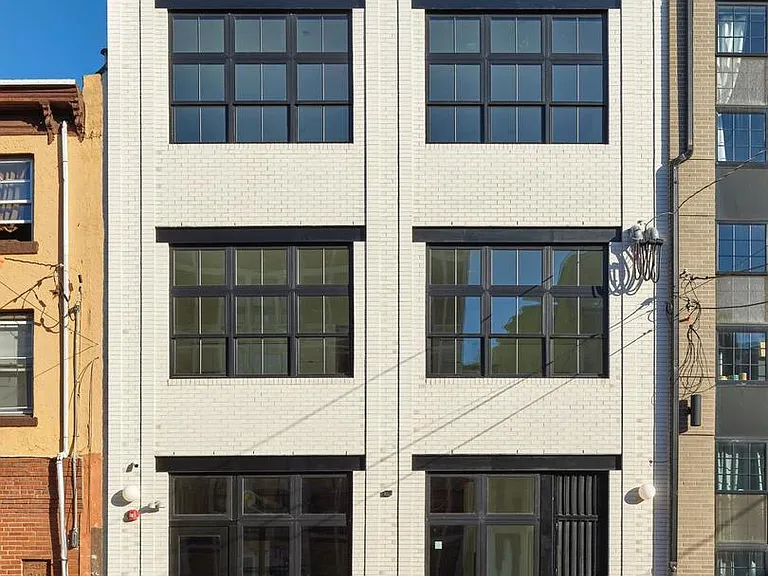 2414 Frankford Ave #5 — Photo 2