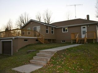9266 Armstrong Rd, Cook, MN 55723