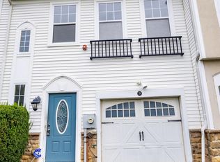 39 Old Cedarbrook Rd, Wyncote, PA 19095