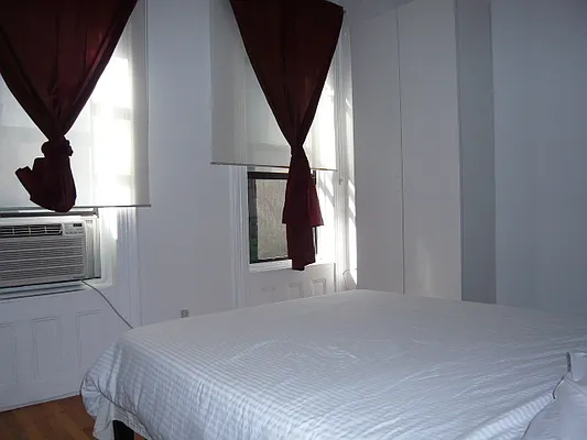 Rented by City Connections Realty | media 20