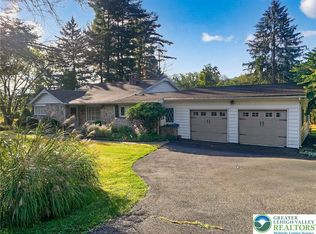 2304 Black River Rd, Bethlehem, PA 18015