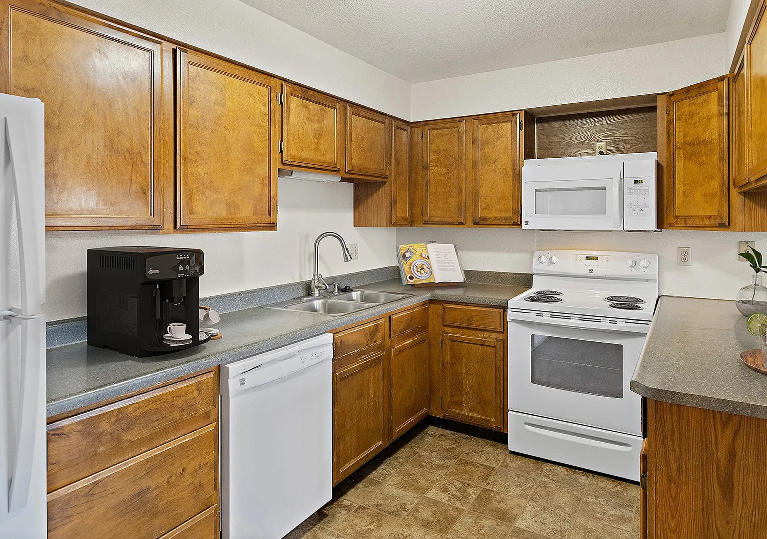 Olympic Village Apartments — Photo 4