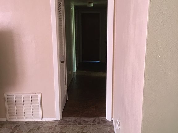 3rd image of 4425 Ellysee Way