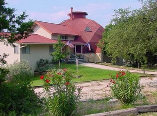 175 Quarter Horse Ln, Fischer, TX 78623