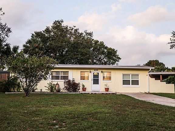 3rd image of 200 Collins Dr