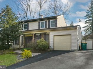 25 Matthew Dr, Sinking Spring, PA 19608