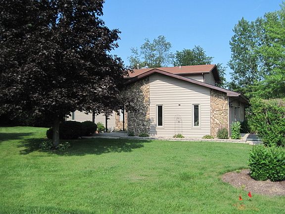 2nd image of 14527 S Hawthorne Ct N