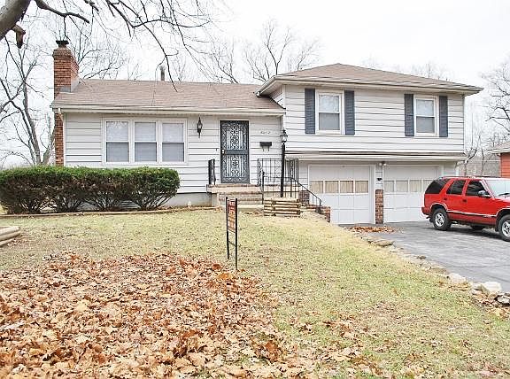 2nd image of 8012 Hardy Ave