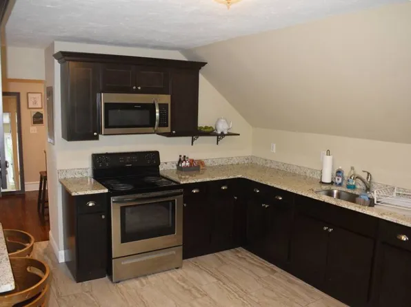 86 Home Ave Floor 3, Providence, RI 02908