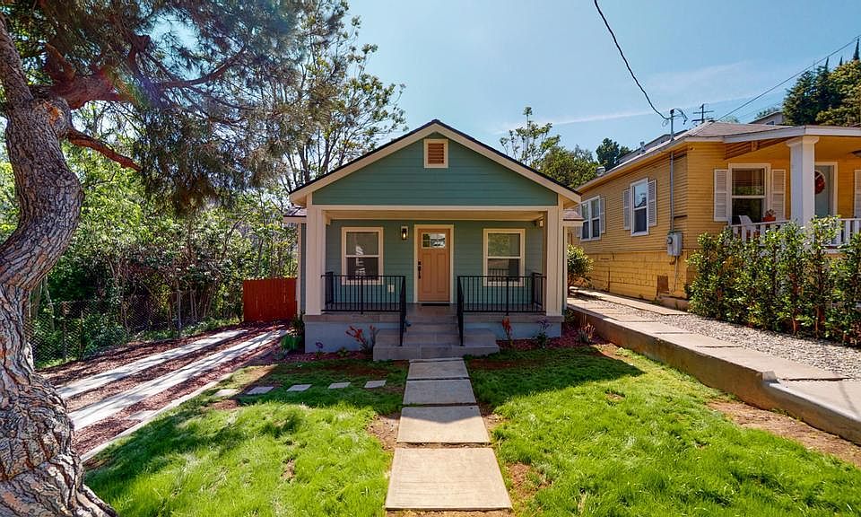 Front House / Yard