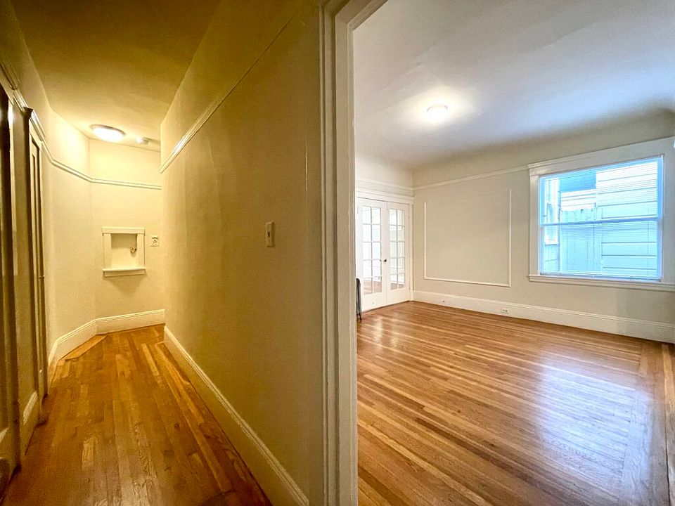 1st image of 2045 Cabrillo St APT 1