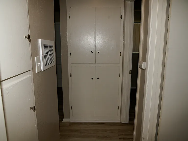 117 Baker St — Photo 15