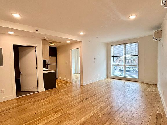 2nd image of 200 Linden Blvd Floor 2