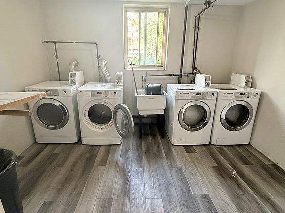 2nd image of 814 11th Ave SE #201