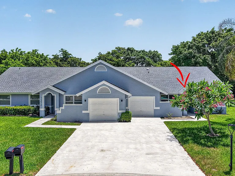 1378 NW 13th Ct — Photo 2