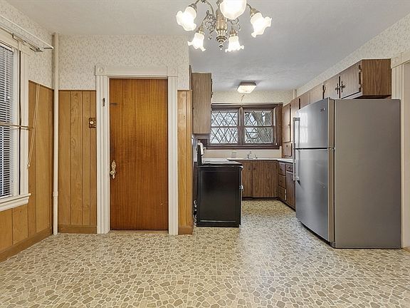 5th image of 18-20 Haynes Ct