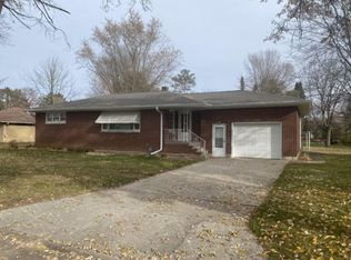 162 N Lake St, Peshtigo, WI 54157