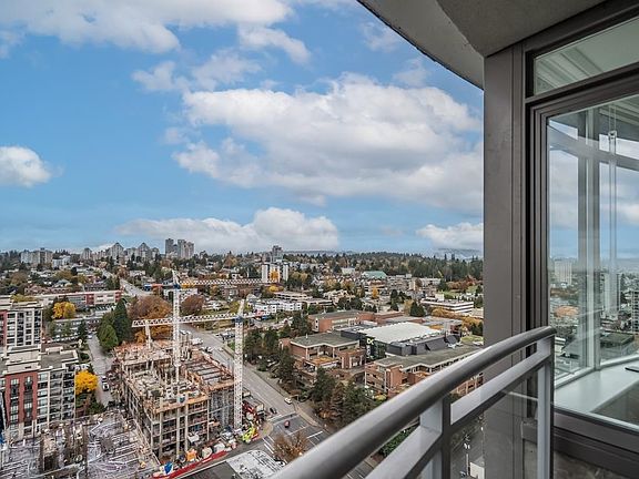 4th image of 888 Carnarvon St #3907