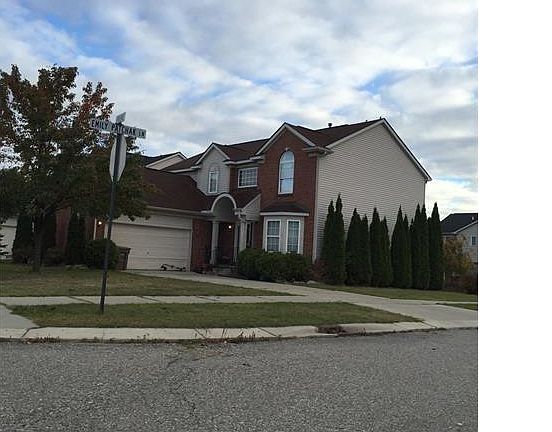 3rd image of 300 Payne Ave