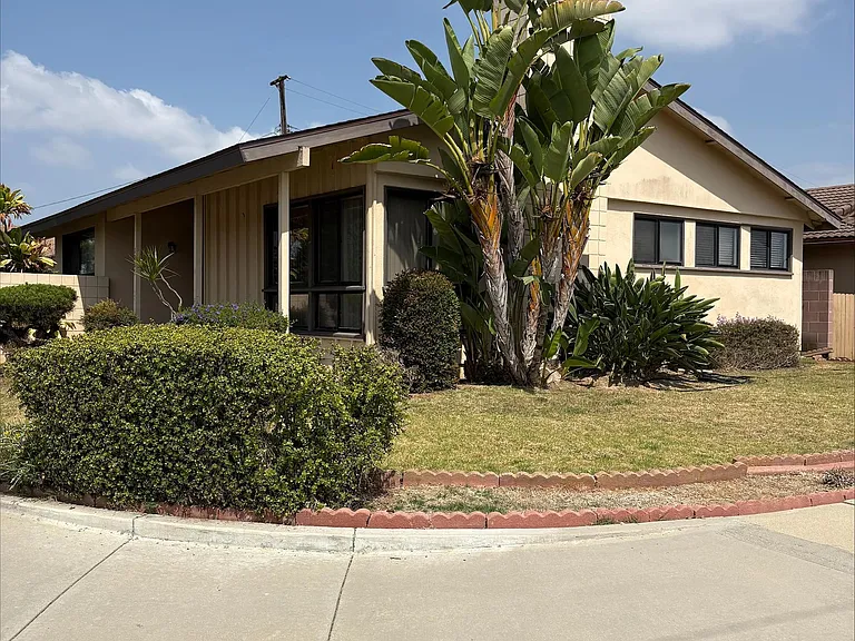 1205 W Cassidy St — Photo 1