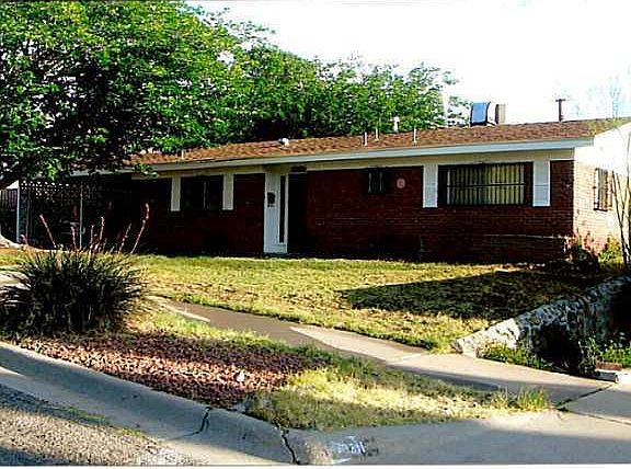 2nd image of 3309 Diamond Dr