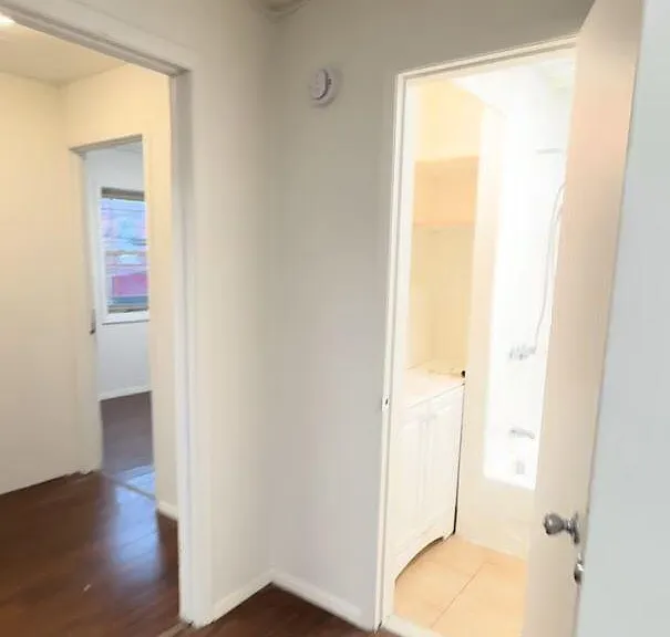 1255 Bay St #1 — Photo 5