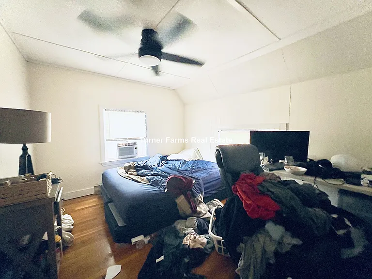 76 College Ave #R — Photo 14