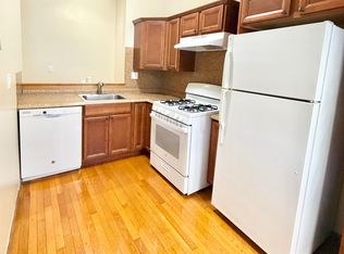 208 Wooster St #1A, New Haven, CT 06511