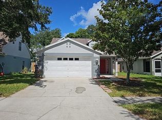 1653 Oak Spring Dr, Tarpon Springs, FL 34689