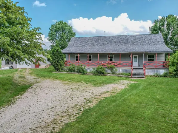 21712 Hackberry Rd, Lebanon, MO 65536