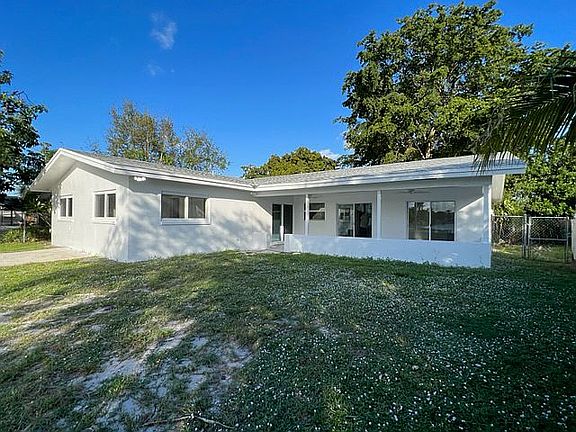 2nd image of 6801 NW 32nd Ave