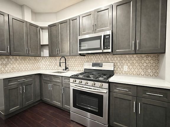 5th image of 8272 88th Ln APT 1L