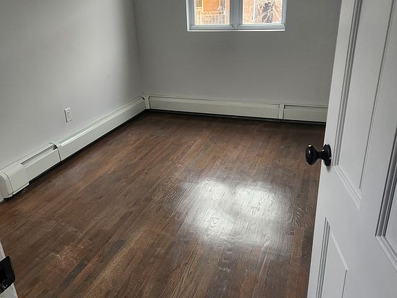 4th image of 2431 Matthews Ave Floor 2