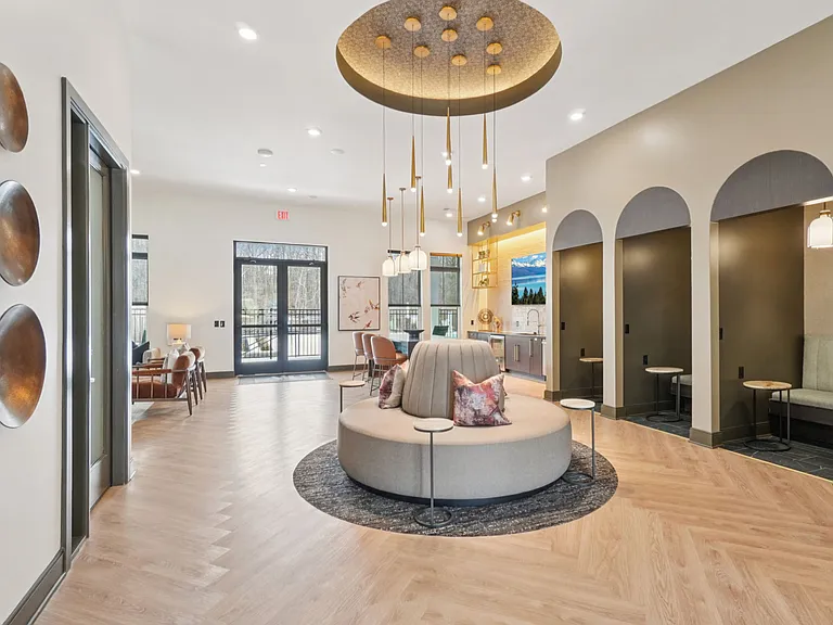 Arden Pines Luxury Apartments — Photo 43