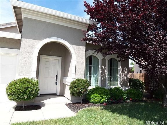 2nd image of 6628 Escallonia Way