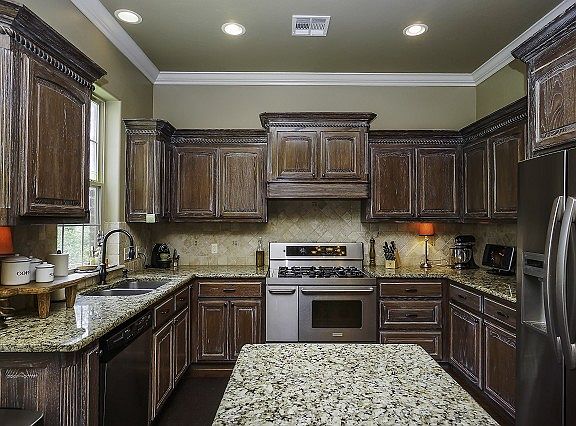 Granite Island, 6 Burner Stove-top