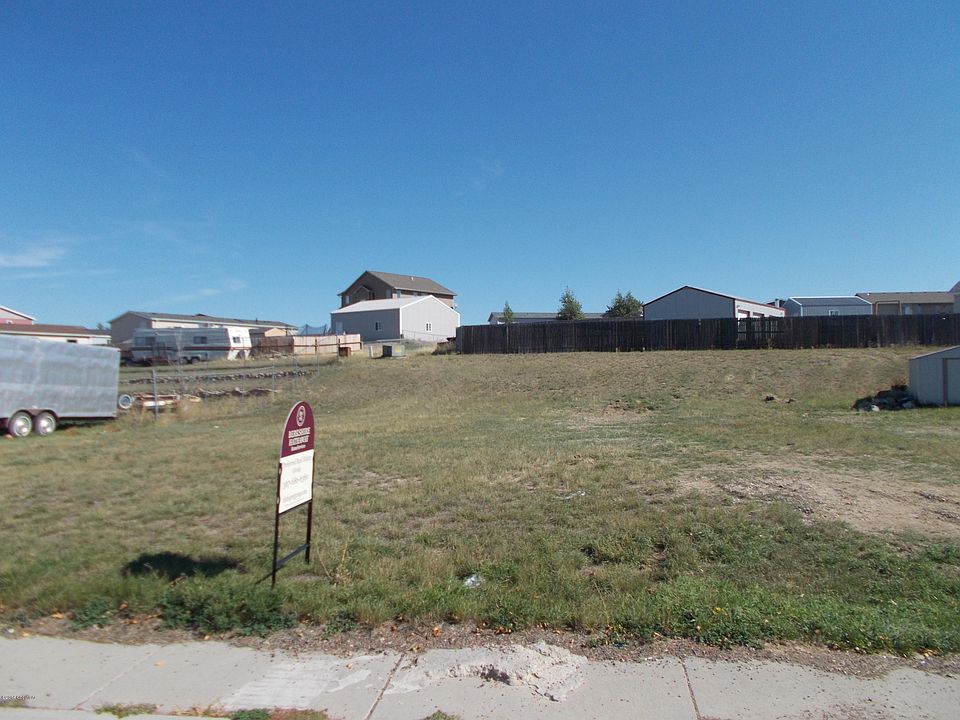 2nd image of 307 Bozeman Way
