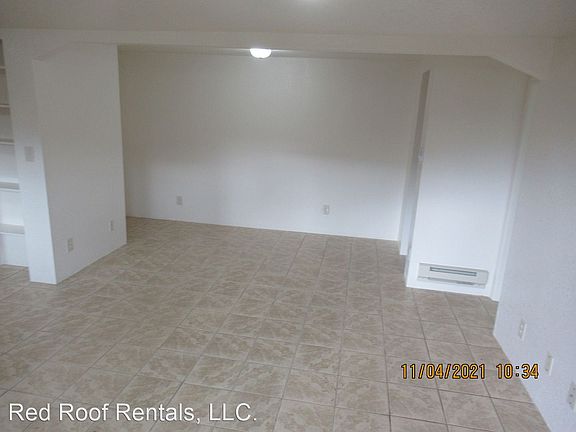 2nd image of 1106 204th St E #4