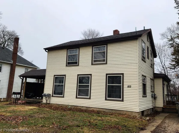 183 Higgins St, Lapeer, MI 48446