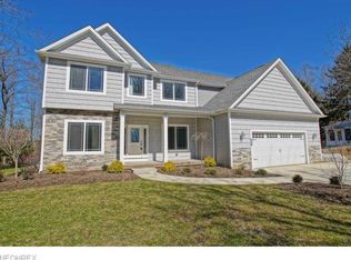 29149 N Hilltop Rd, Chagrin Falls, OH 44022