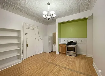 89 Ryerson Street, #2