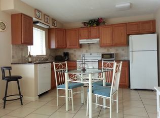 11485 2nd St E APT 3, Saint Petersburg, FL 33706