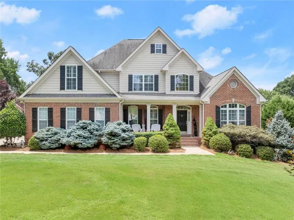 3493 Hickory Lake Dr, Gainesville, GA 30506