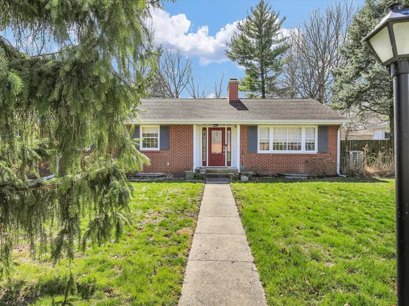 701 Hamilton Dr, Champaign, IL 61820