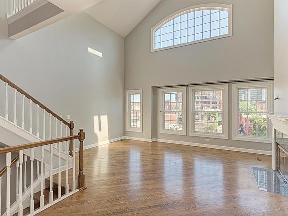 5th image of 1542 N Wieland St #3