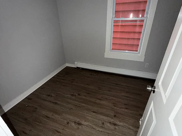 247 N 4th St #1 — Photo 1