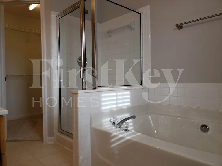 6632 Courtland St — Photo 17