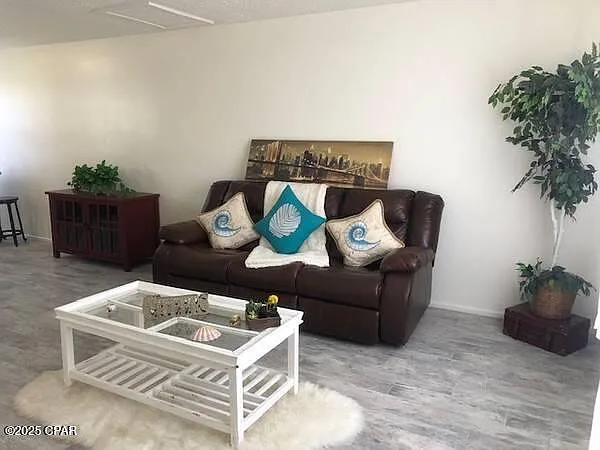 2 bed, 700 sqft, $1,395 — Photo 3